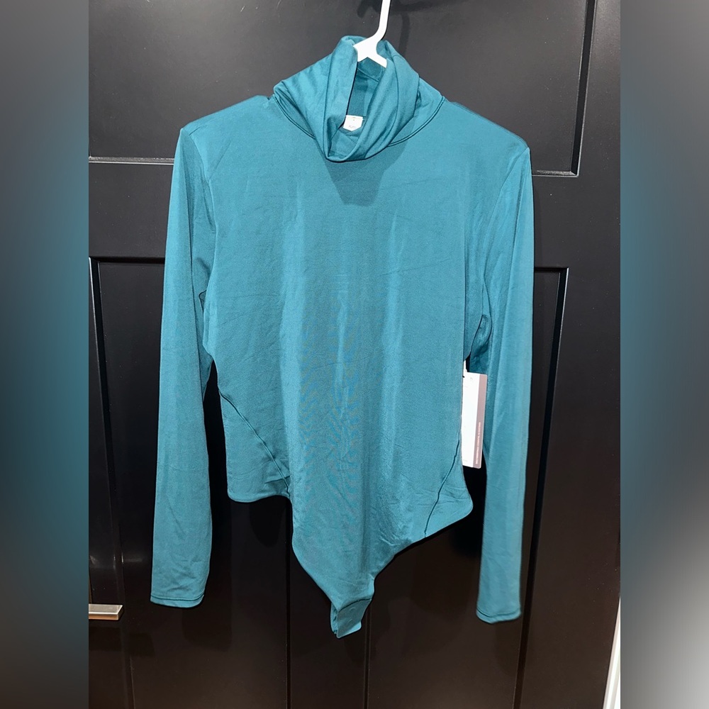 Lululemon bodysuit